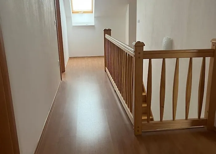 House With Garden Near Centre Apartman