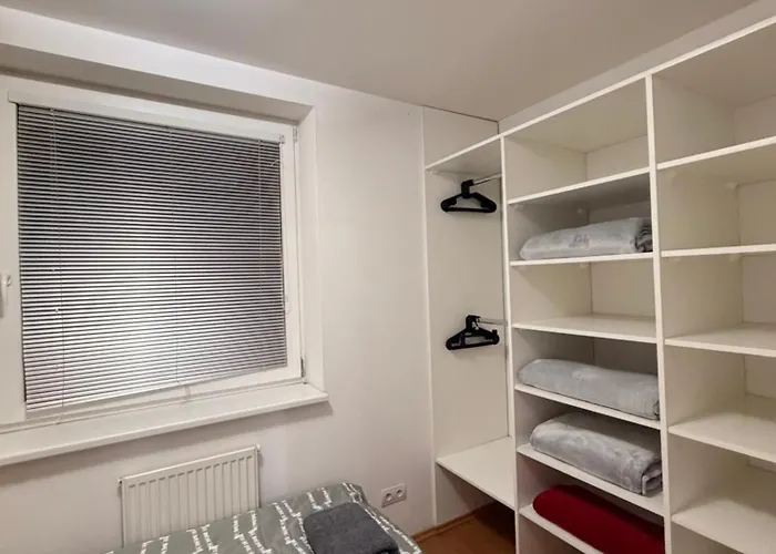 דירה House With Garden Near Centre Otilia