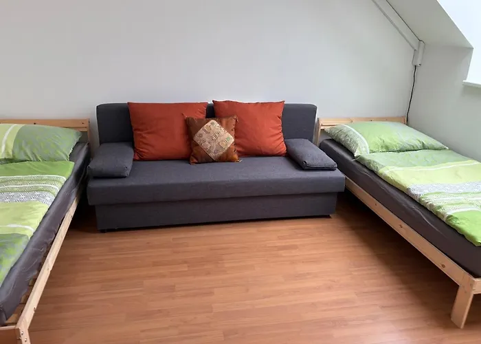 House With Garden Near Centre